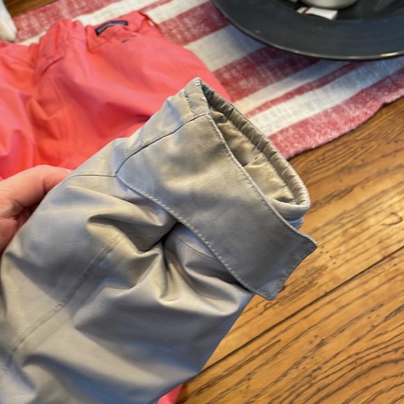 Girls Patagonia snow set size 7-8 - Picture 3 of 3